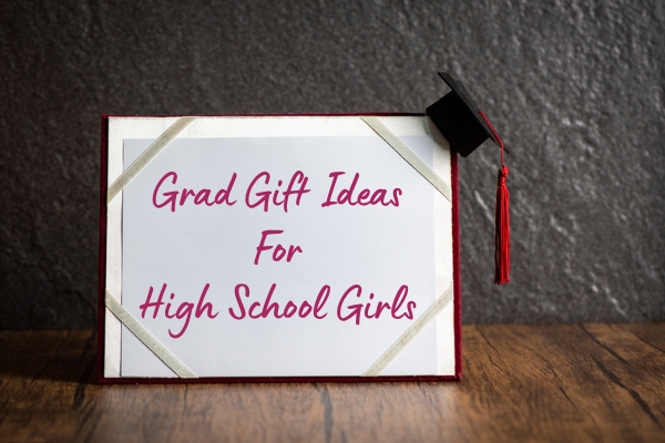 45+ Best Christmas Gift Ideas For High School Seniors (2023)